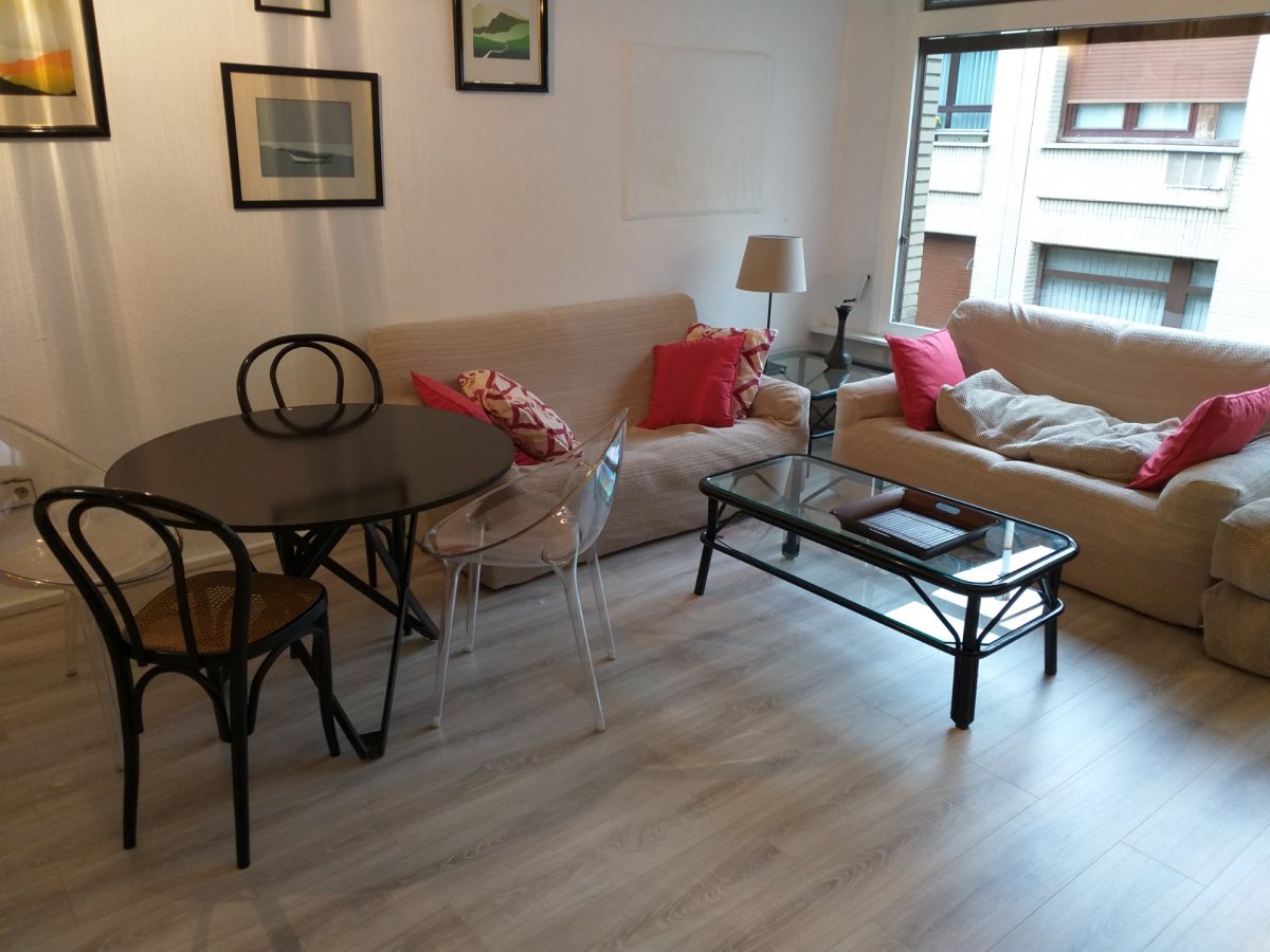 Apartamento De 1 Habitación Y 1 Baño En Alhondiga