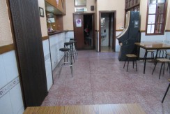 Gran Bodega Bar De 139m2 En Alquiler En Galdakao Centro