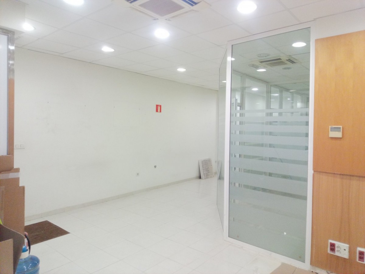 Local Comercial junto al Karmelo