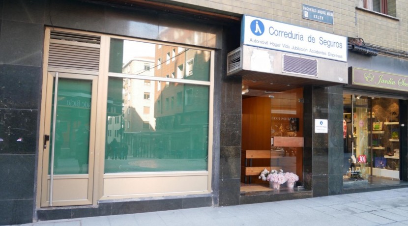 Local Comercial En Pleno Centro Con Cámara de Frío