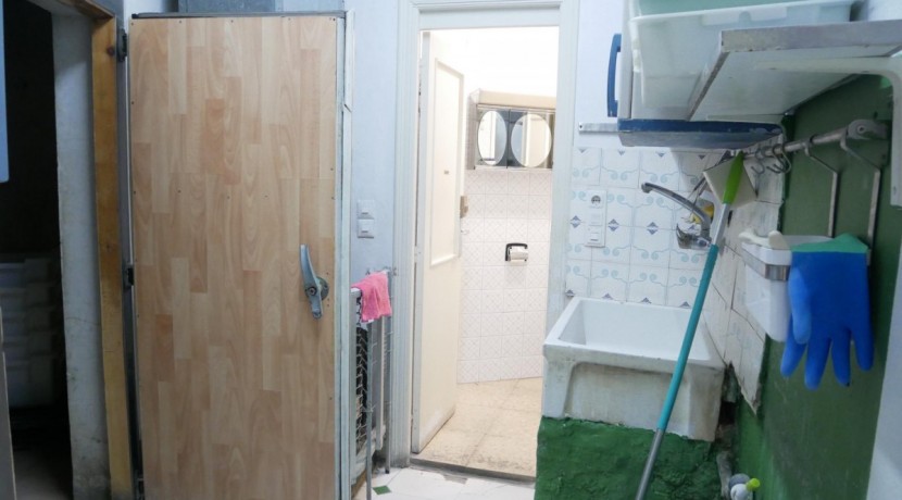 Local Comercial En Pleno Centro Con Cámara de Frío