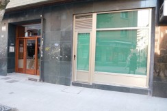 Local Comercial En Pleno Centro Con Cámara de Frío