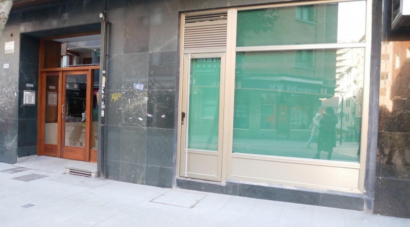 Local Comercial En Pleno Centro Con Cámara de Frío