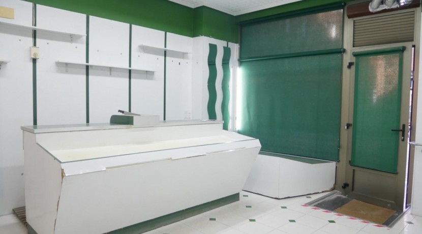 Local Comercial En Pleno Centro Con Cámara de Frío