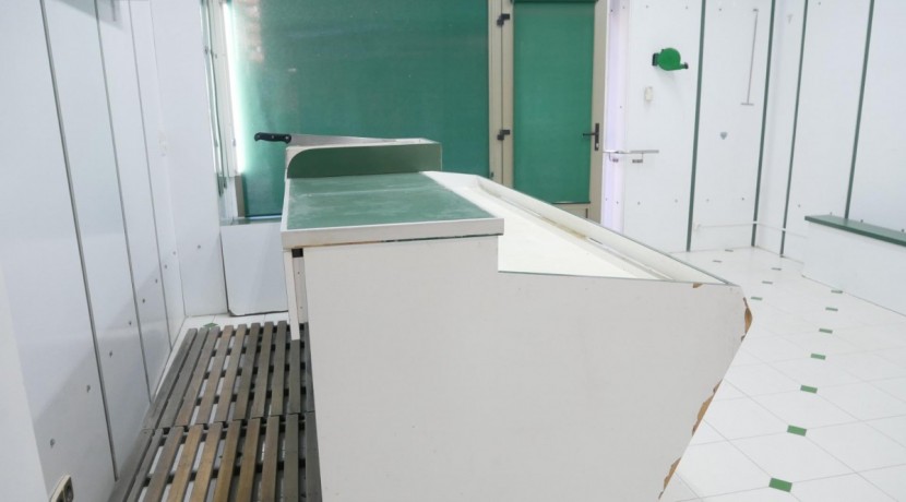 Local Comercial En Pleno Centro Con Cámara de Frío
