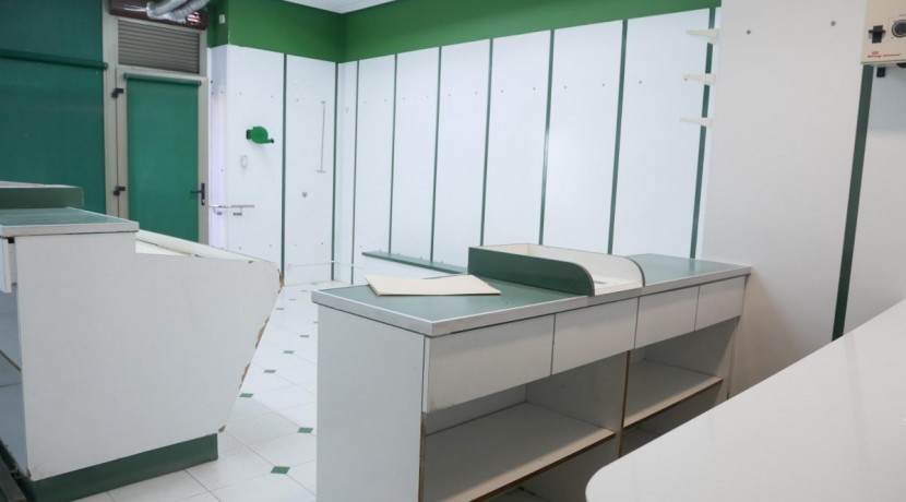Local Comercial En Pleno Centro Con Cámara de Frío