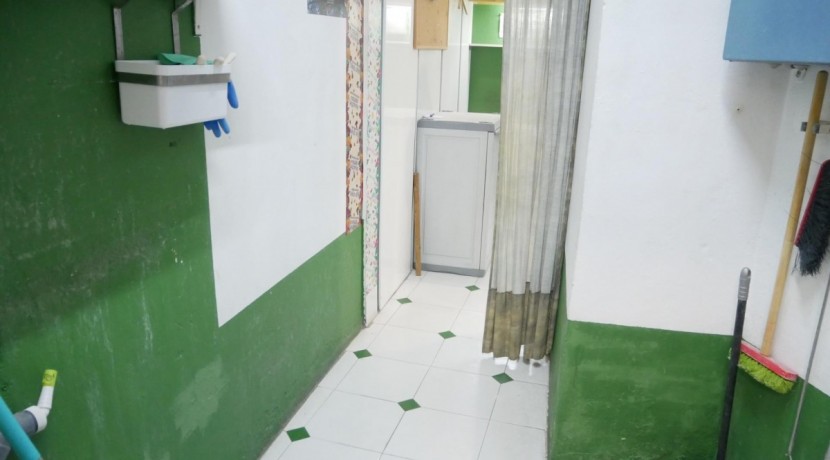 Local Comercial En Pleno Centro Con Cámara de Frío