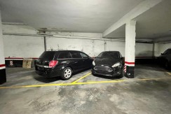 Parcela de Garaje Para Coche Mediano En Zona Pozokoetxe