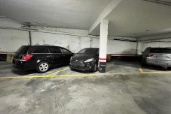 Parcela de Garaje Para Coche Mediano En Zona Pozokoetxe