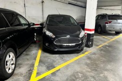 Parcela de Garaje Para Coche Mediano En Zona Pozokoetxe