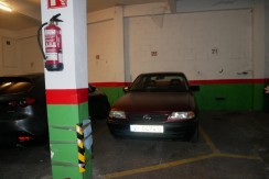 Parcela Para Coche Mediano En Zona Burros-Kalero