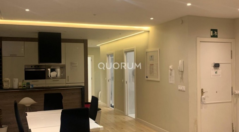 VIVIENDA DE 4 HABITACIONES Y 2 BAÑOS CON LICENCIA VT EN VIGOR