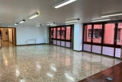 Amplias Oficinas En El Centro De Las Arenas