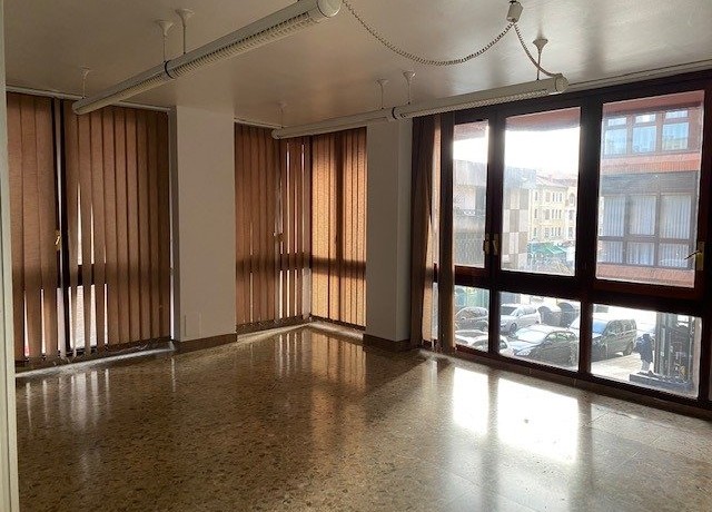 Amplias Oficinas En El Centro De Las Arenas