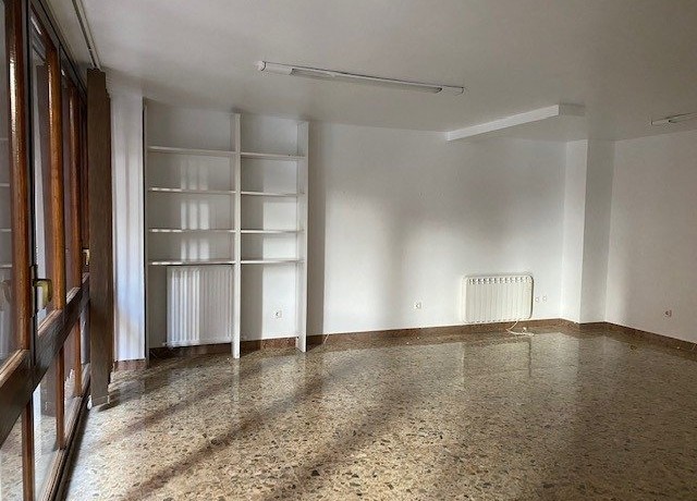 Amplias Oficinas En El Centro De Las Arenas
