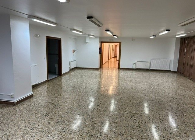 Amplias Oficinas En El Centro De Las Arenas