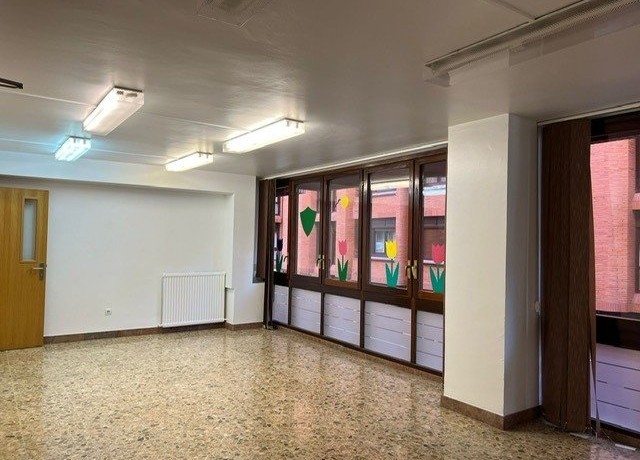 Amplias Oficinas En El Centro De Las Arenas
