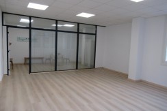 VENTA / ALQUILER Entreplanta Totalmente Acondicionada En Bizkai Kalea