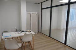 VENTA / ALQUILER Entreplanta Totalmente Acondicionada En Bizkai Kalea