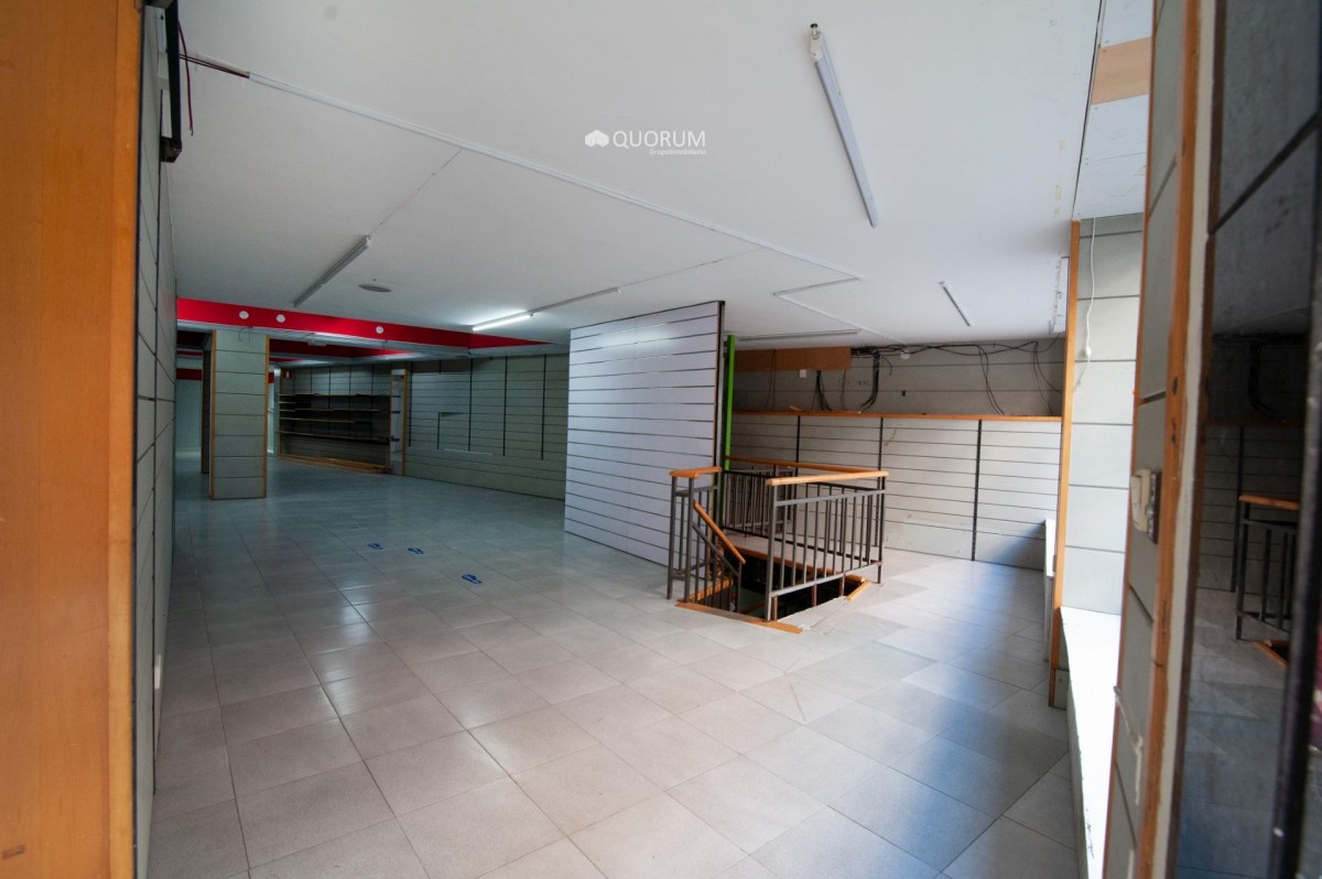 Local Con Dos Plantas Para Alquilar En El Centro De Algorta