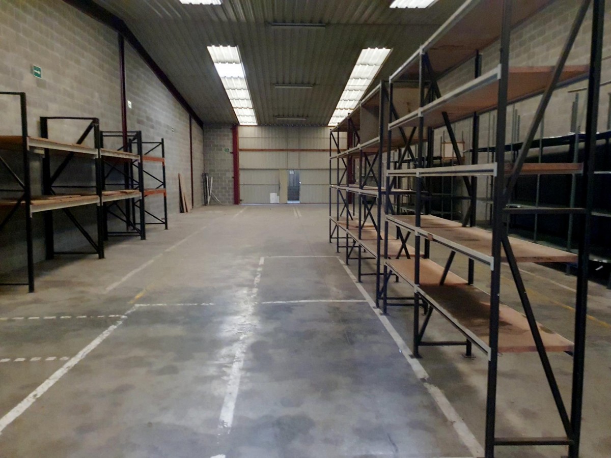 Nave industrial en Etxebarri, polígono Lezama Leguizamon