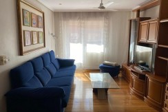 Piso De Habitaciones Y Balcón En Santutxu