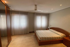 Piso De Habitaciones Y Balcón En Santutxu