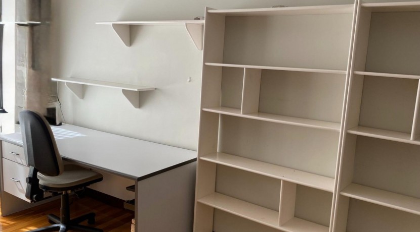 Piso De Habitaciones Y Balcón En Santutxu