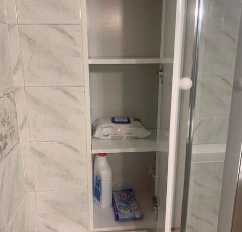 Piso De Habitaciones Y Balcón En Santutxu