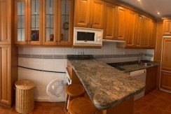 Piso De Habitaciones Y Balcón En Santutxu