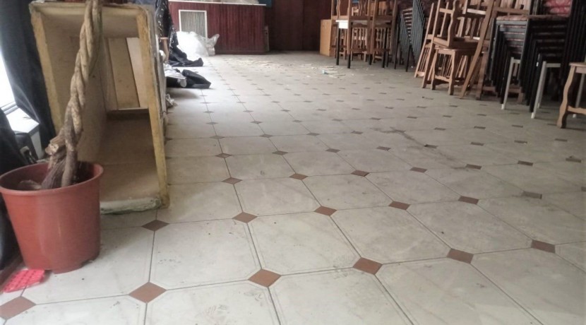 Se Vende Local Comercial Amplio Céntrico En Barakaldo