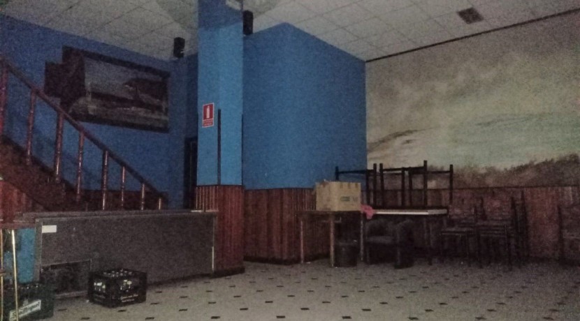 Se Vende Local Comercial Amplio Céntrico En Barakaldo