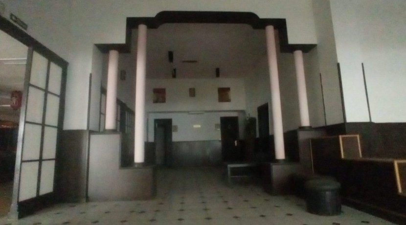 Se Vende Local Comercial Amplio Céntrico En Barakaldo