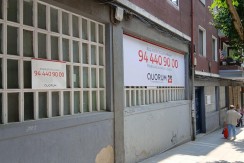 Amplio Local En Muy Buena Zona Con 20 m De Fachada Delantera y 20 m De Fachada Trasera
