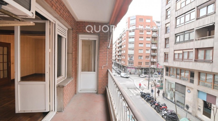 Espectacular Vivienda de 250m Próxima al Parque
