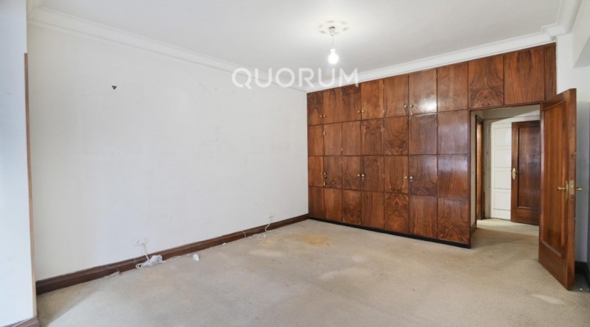 Espectacular Vivienda de 250m Próxima al Parque
