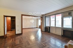 Espectacular Vivienda de 250m Próxima al Parque