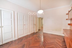 Espectacular Vivienda de 250m Próxima al Parque