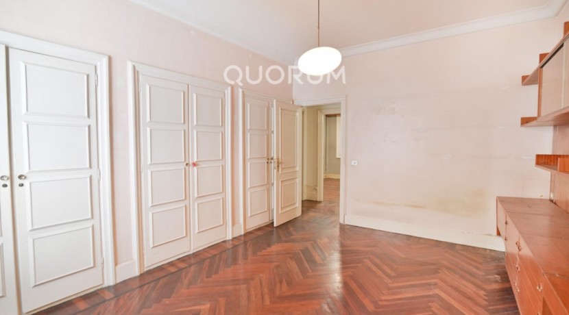 Espectacular Vivienda de 250m Próxima al Parque