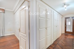 Espectacular Vivienda de 250m Próxima al Parque
