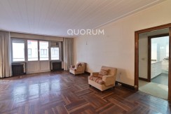 Espectacular Vivienda de 250m Próxima al Parque