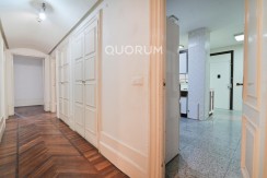 Espectacular Vivienda de 250m Próxima al Parque