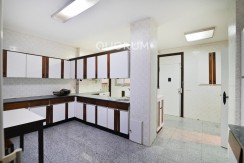Espectacular Vivienda de 250m Próxima al Parque