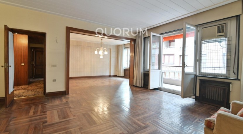 Espectacular Vivienda de 250m Próxima al Parque