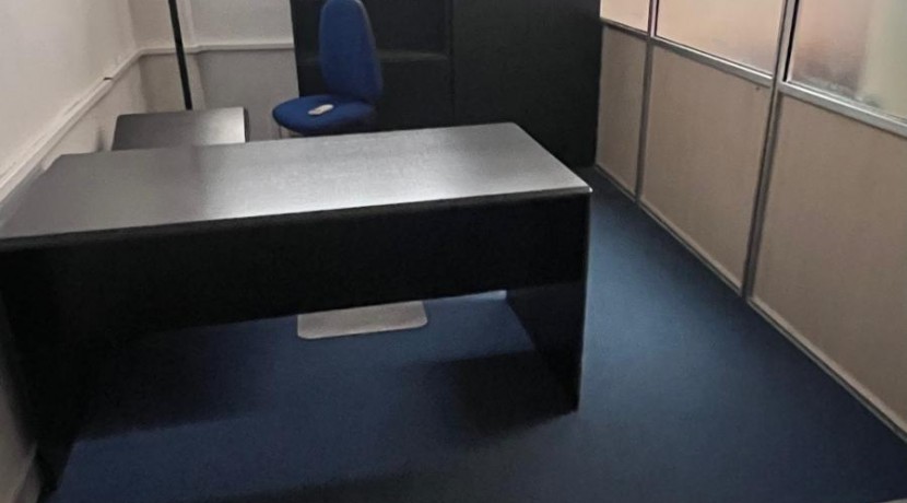 Oficina en venta tras el ayuntamiento