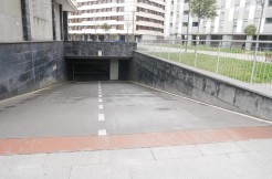 Parcelas De Garaje de Obra Nueva Amplias En Pozokoetxe