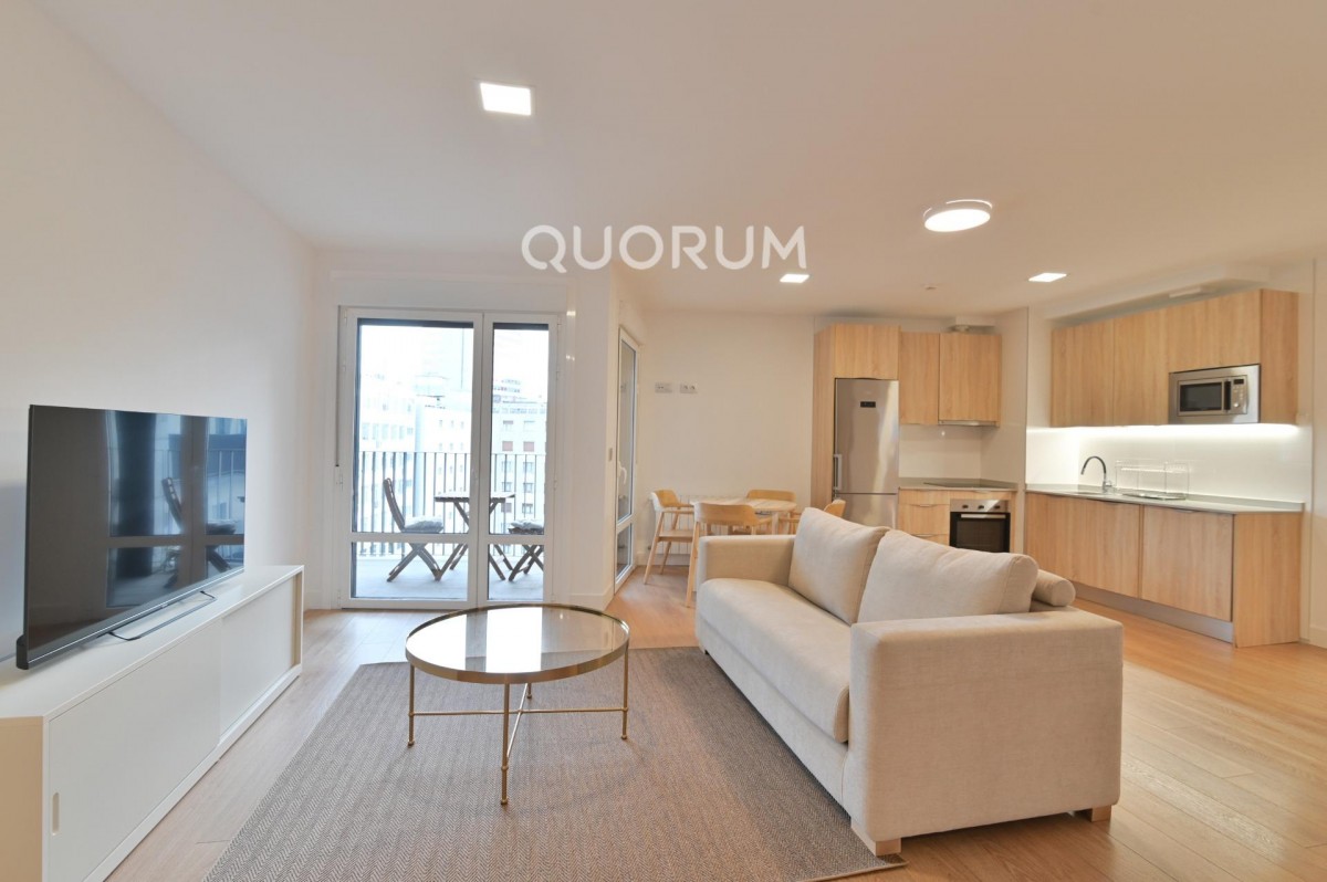 Vivienda de temporada de 3 hab en Abando