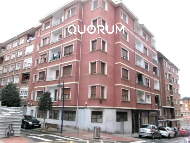 LOCAL COMERCIAL EN PORTUGALETE