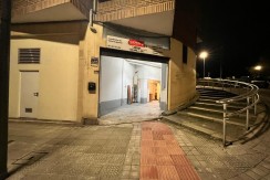 Local Diáfano Con Baño En Zona Ariz