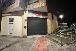 Local Diáfano Con Baño En Zona Ariz